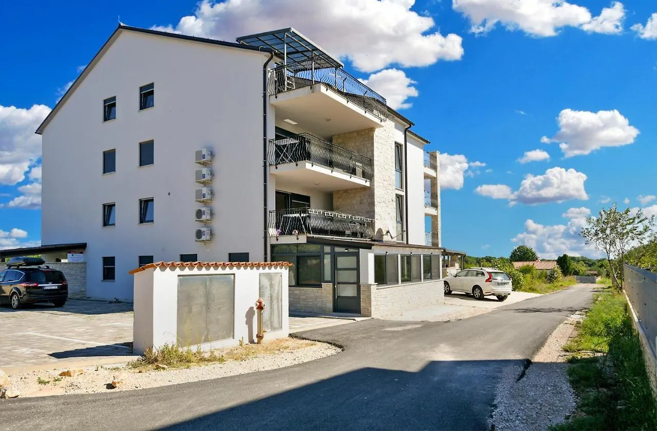 Apartment Barbara 1955 Ližnjan