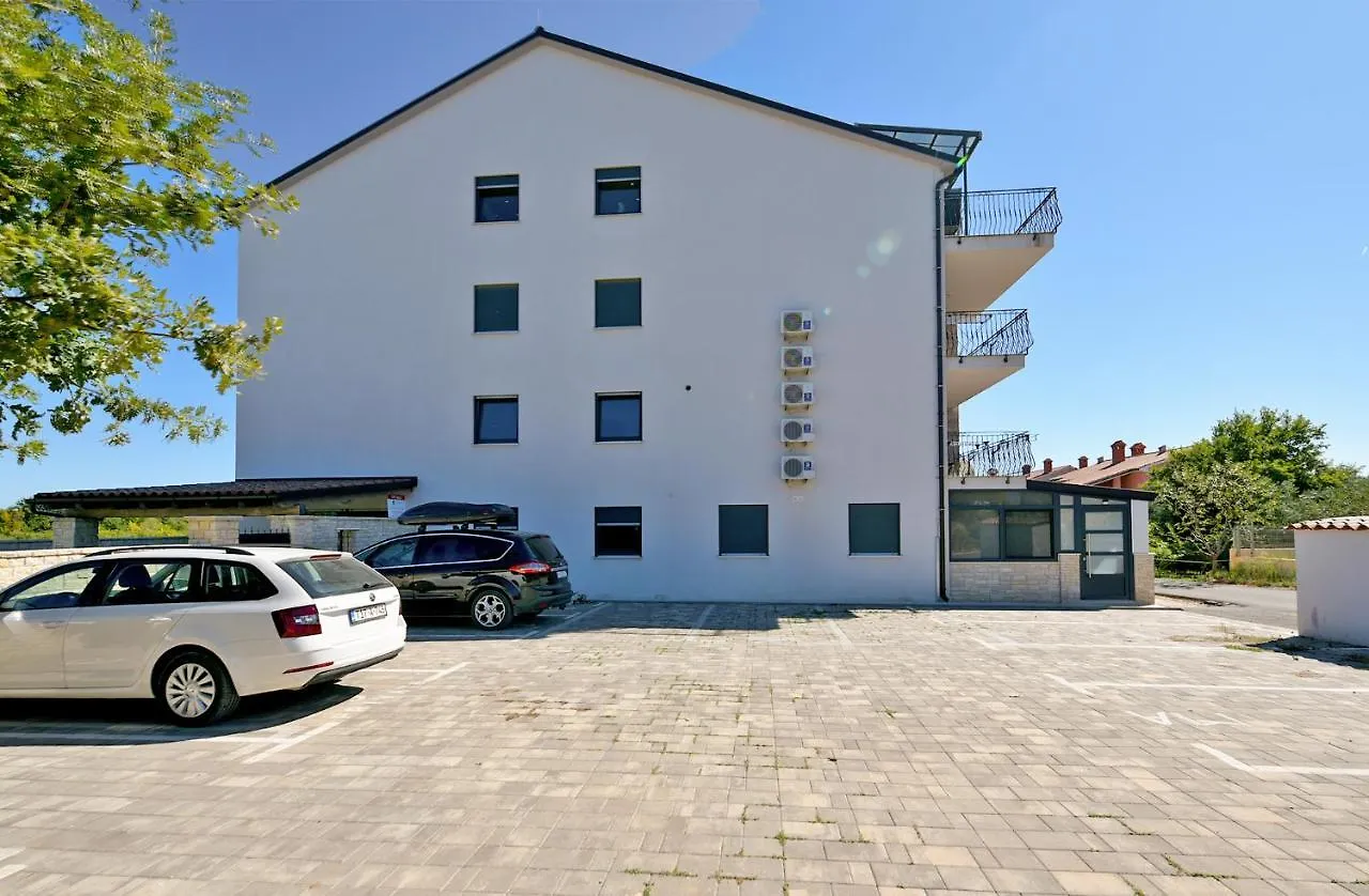Apartment Barbara 1955 Liznjan
